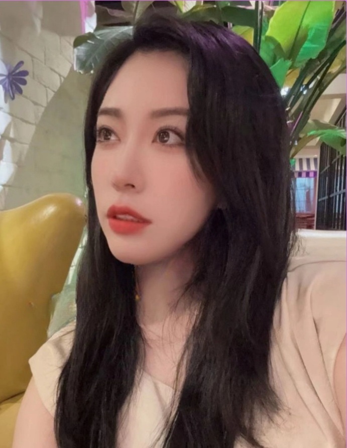 ❤️极品反差婊❤️上海真实母女妈妈40岁原少儿节目主持人女儿19岁舞蹈生流出福利！-便宜姬