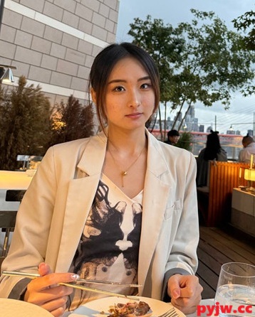 ⭐⭐【原档】江西南昌高颜值美女 眼罩一戴放飞自我 真实感直接爆表[1.72G/MP4/SSD]-便宜姬